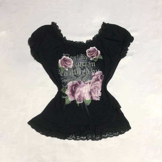레스트로즈 장미 펑크 레터링 레이스 티셔츠 블랙