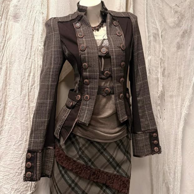 Ozz On Fairy Buckle Pointed Jacket