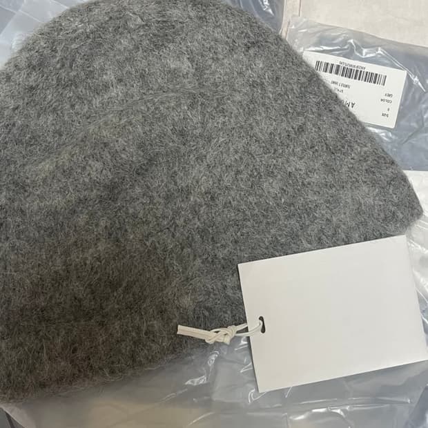 아모멘토 앙고라 버킷햇 / 그레이 