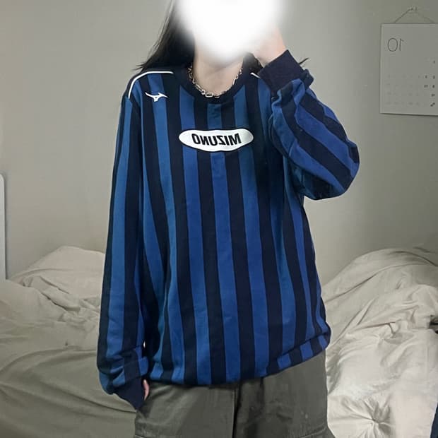 미즈노 올드 스트라이프 맨투맨