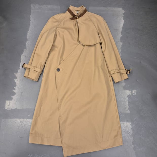 J.W ANDERSON 트렌치 코트