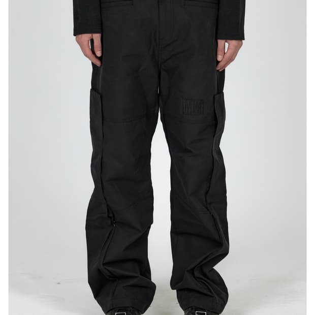MPa MULTI PANEL CARGO PANTS (BLACK)