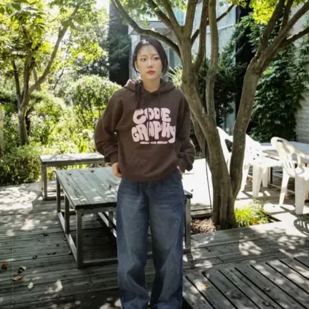 코드그라피 후드티 브라운 핑크
