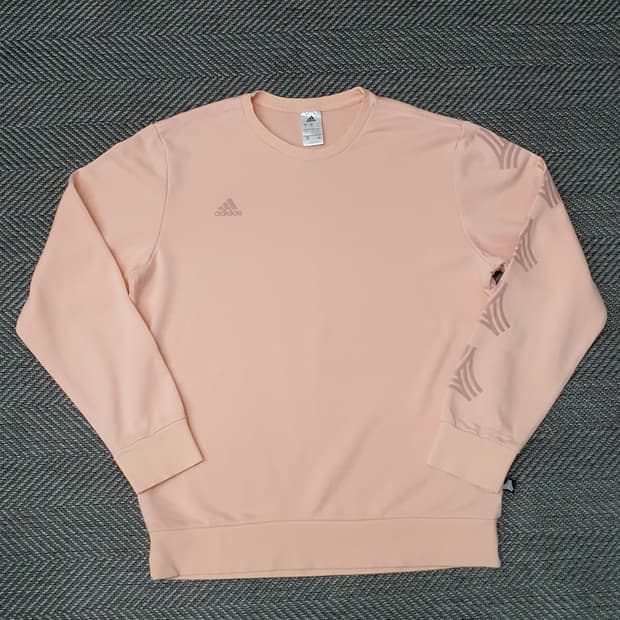 아디다스 얇은 맨투맨 남자105~110