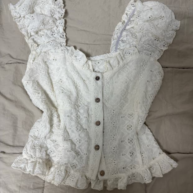 BIND 레이스 블라우스