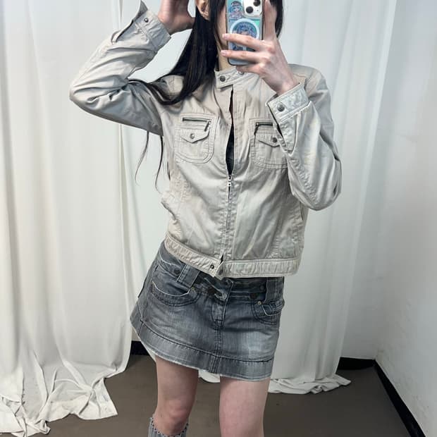 헬로키티 베이지 그런지 유틸리티 자켓