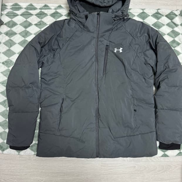 언더마머 남성 패딩 XL