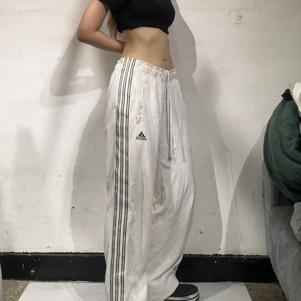 아디다스 대장급 화이트 그린 삼선 와이드 트레이닝 팬츠 M