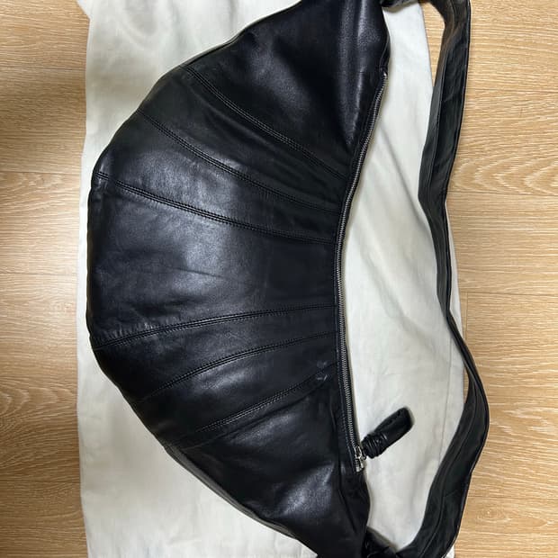 르메르 범백 블랙 라지 사이즈