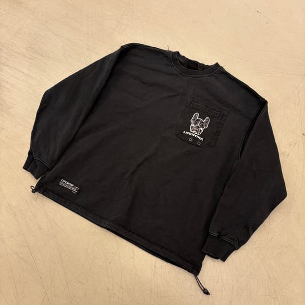 라이프워크 포켓 스몰로고 맨투맨