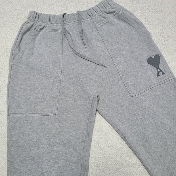 아미 빅하트로고 트랙팬츠