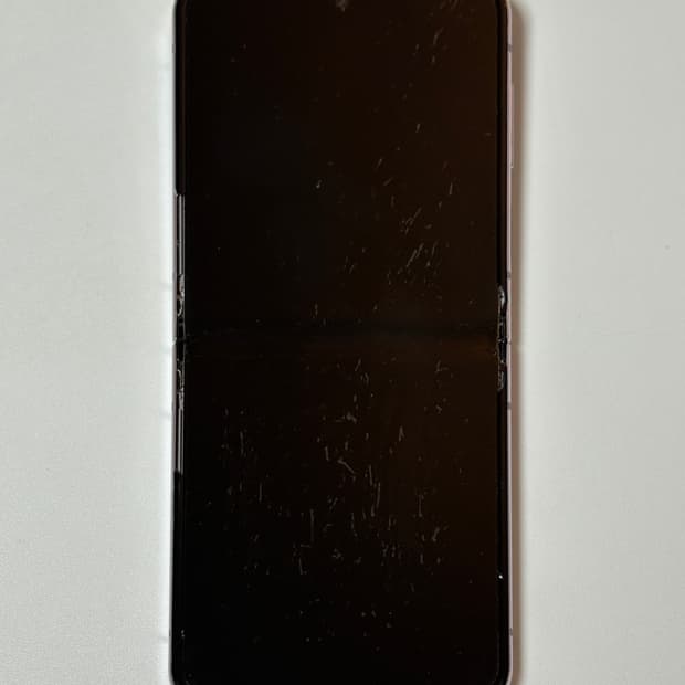 삼성 갤럭시Z 플립5 퍼플 색상 512GB 판매합니다.