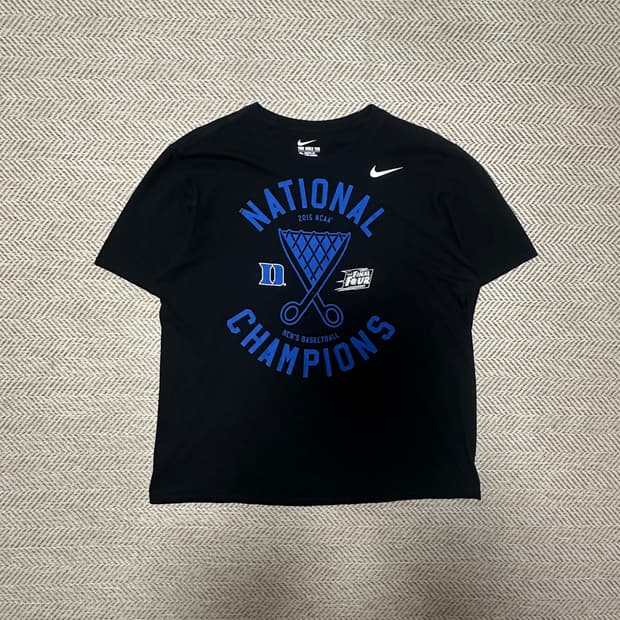 NIKE t-shirt