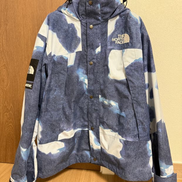 슈프림 노스페이스 블리치드 데님 프린트 마운틴 자켓 인디고