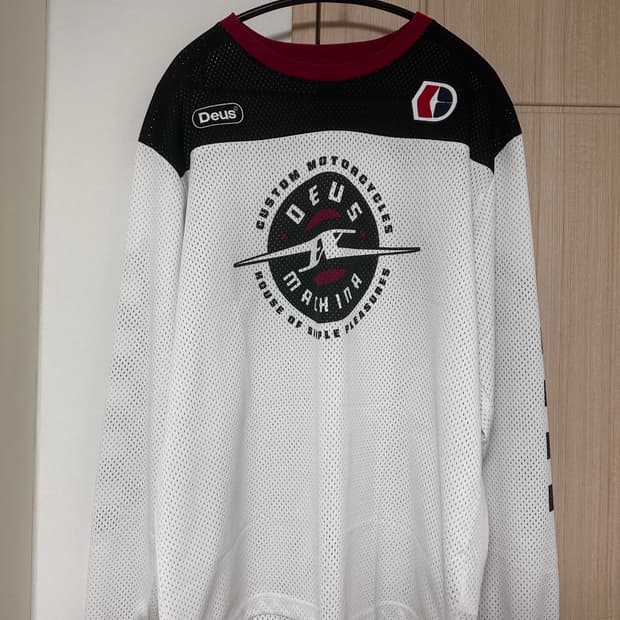 [L] 데우스 모토 저지 티셔츠
