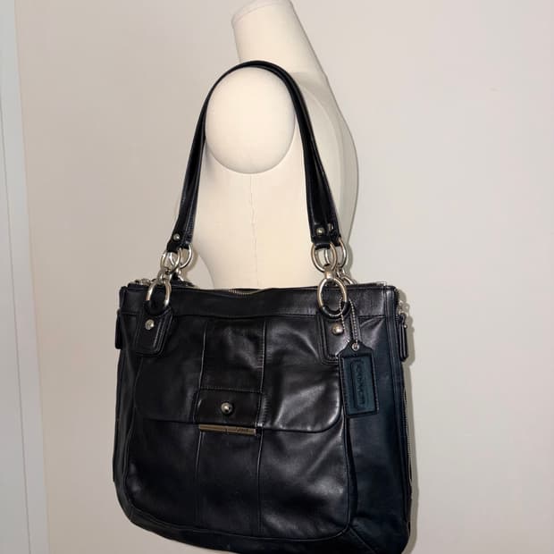 Y2K Coach All Black shoulder bag