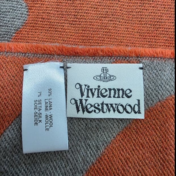 비비안 웨스트우드 머플러