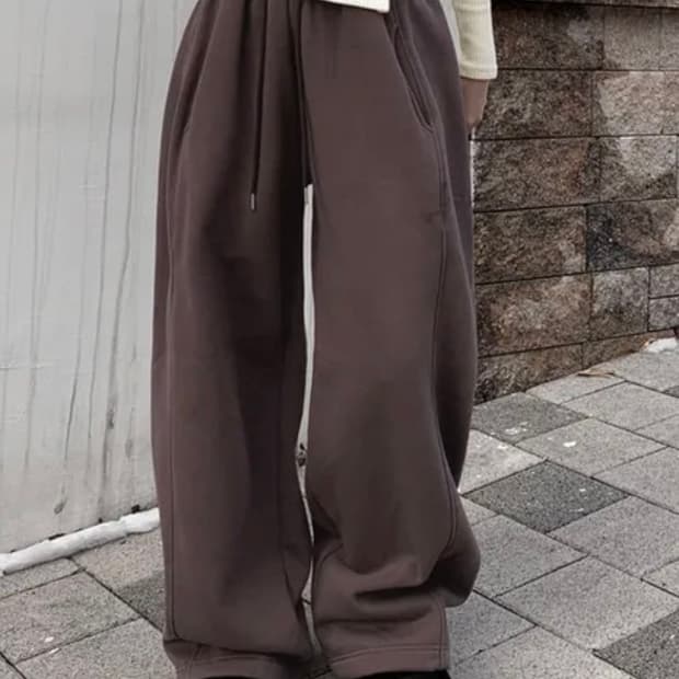 에이블리 와이드트레이닝팬츠 브라운