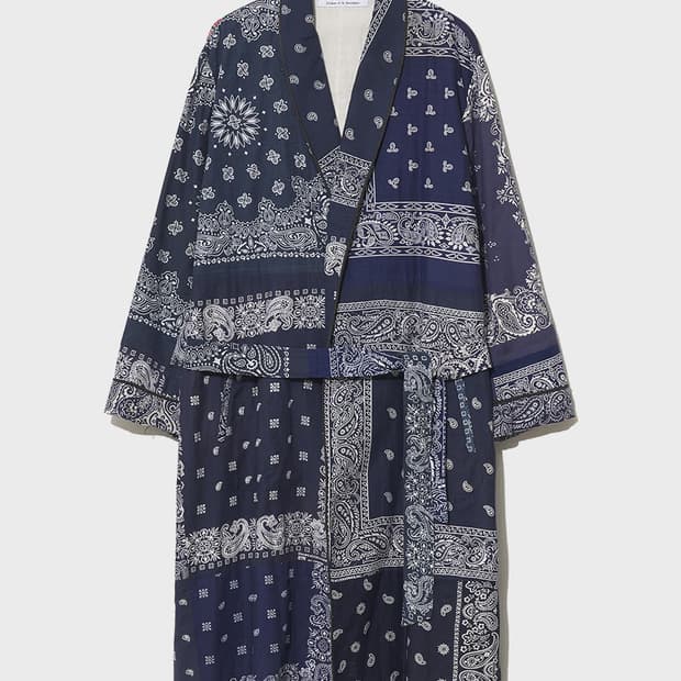 CHILDREN OF THE DISCORDANCE robe
