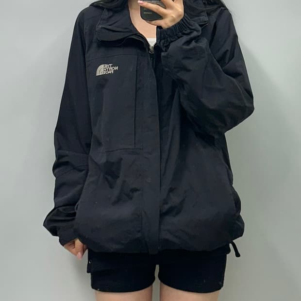 노스페이스 포켓 하이벤트 블랙 바람막이