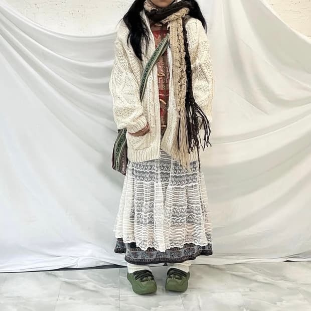 케이블니트집업, 인디언패턴자켓, 히피스커트, 시스루스커트