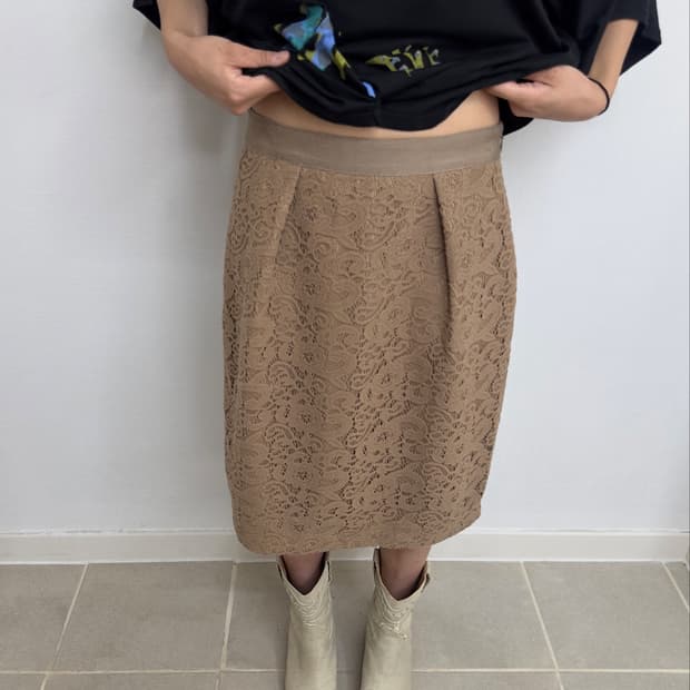 sunauna lace skirt