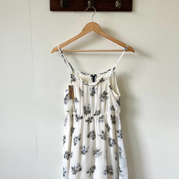 NICE CLAUP 플라워 원피스