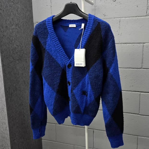 새상품 / 버버리 체크 울 가디건 M