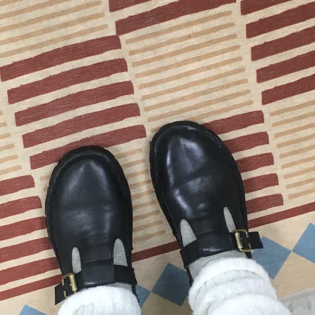 Black mary jane flet shoes