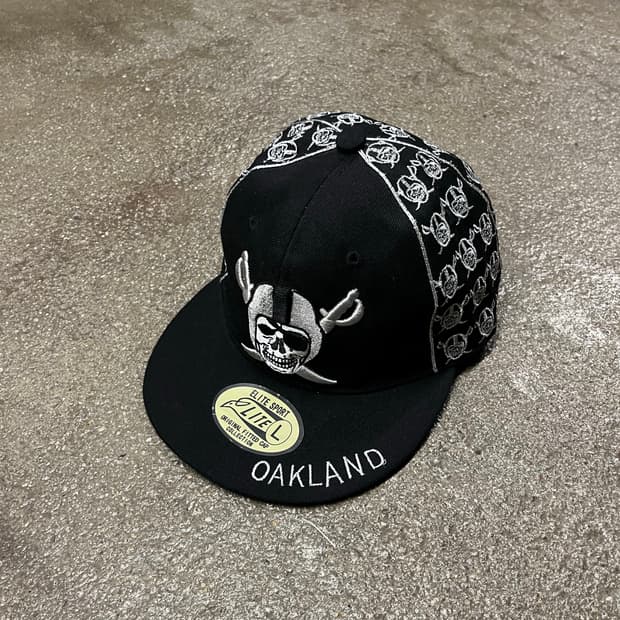 빈티지 NFL 레이더스 스냅백