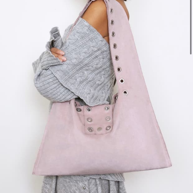 [새상품] 폴리수엠 아일렛 스웨이드 숄더백 