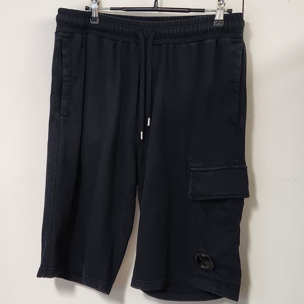 C.P 컴퍼니  카고 반바지 XL