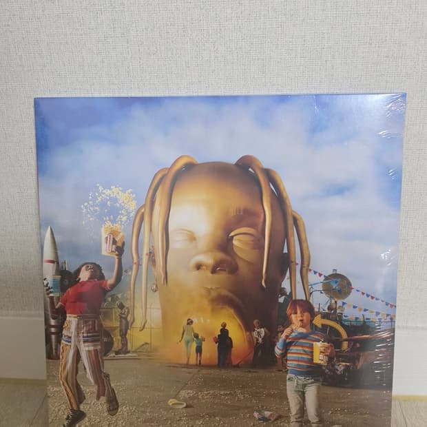 Travis scott 아스트로월드 미개봉 LP(새것)