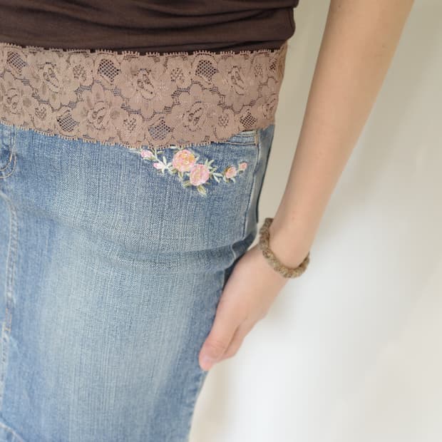 flower denim skirt