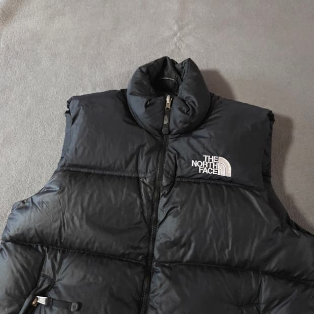 노스페이스 눕시 700 패딩 조끼 베스트 M 95 블랙