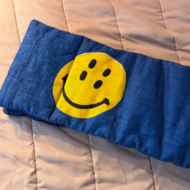 캐피탈 스마일 머플러