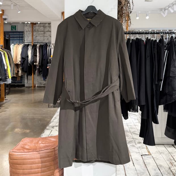 버버리 카키 히든버튼 벨티드 롱 코트