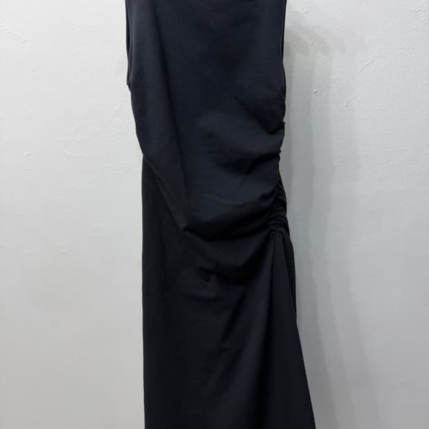 정품) COS 코스 블랙 셔링 미니 원피스 S