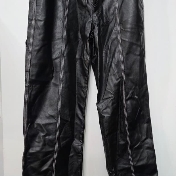 마뗑킴 여성 레더 바지