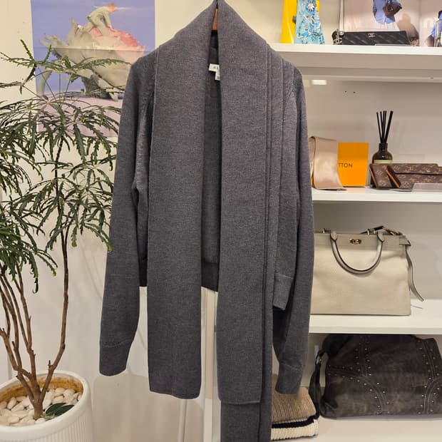 ALAIA 알라이아 머플러 가디건