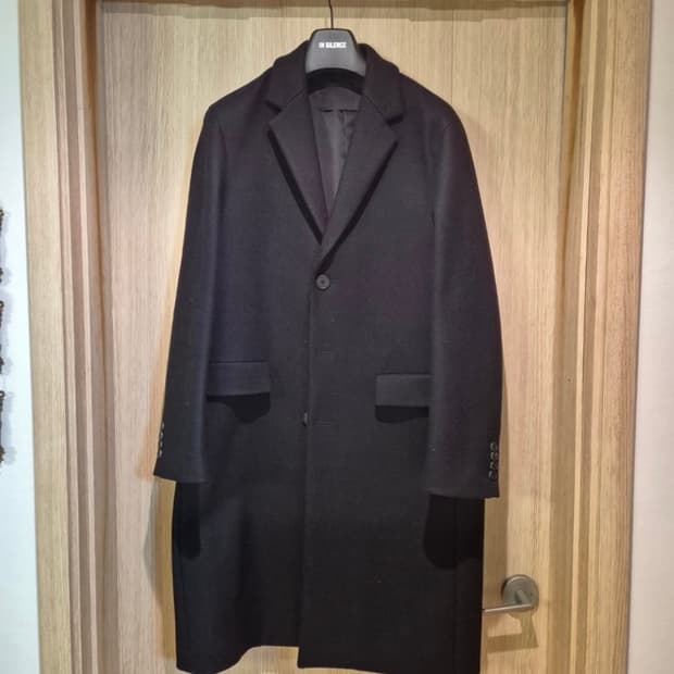 인사일런스 [BLACK LABEL] MTR 프리미엄 체스터코트 Black