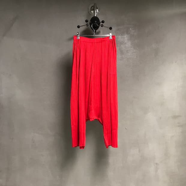 이세이 미야케 플리츠 플리즈 팬츠 레드 5(W)