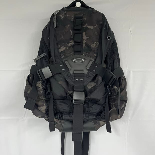 Oakley 오클리 카모 백팩
