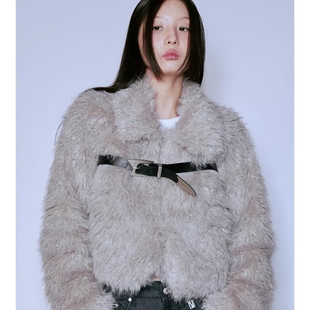 니어노어 벨티드 퍼 자켓 그레이