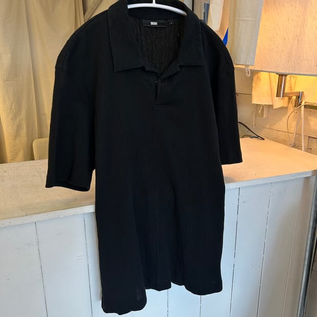 DKNY 카라티