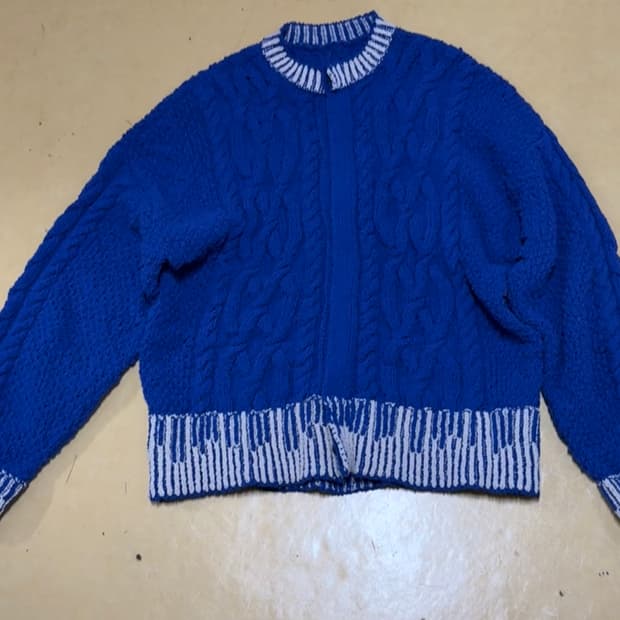 아더에러 니트가디건