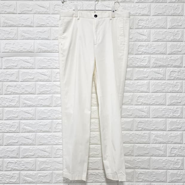 DKNY 도나카란 화이트 슬랙스 32인치