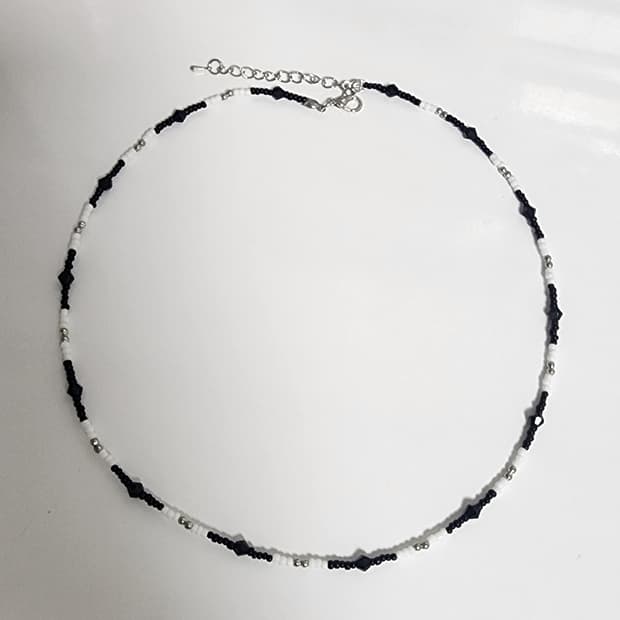 남자 흰검 목걸이