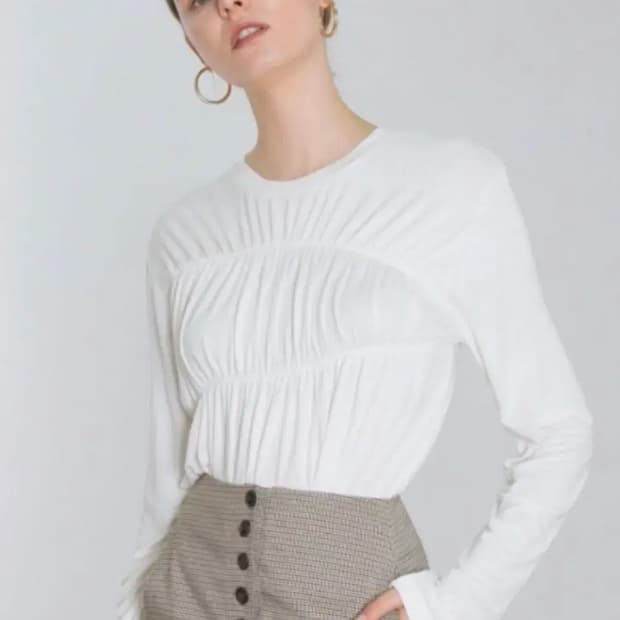 다이애그널 셔링 긴팔 티셔츠 그레이