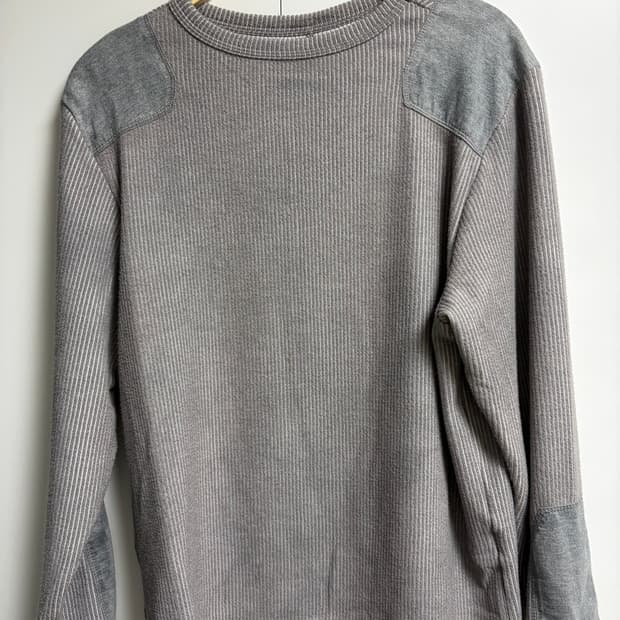 오퍼스0012 redrum patch knit dark grey